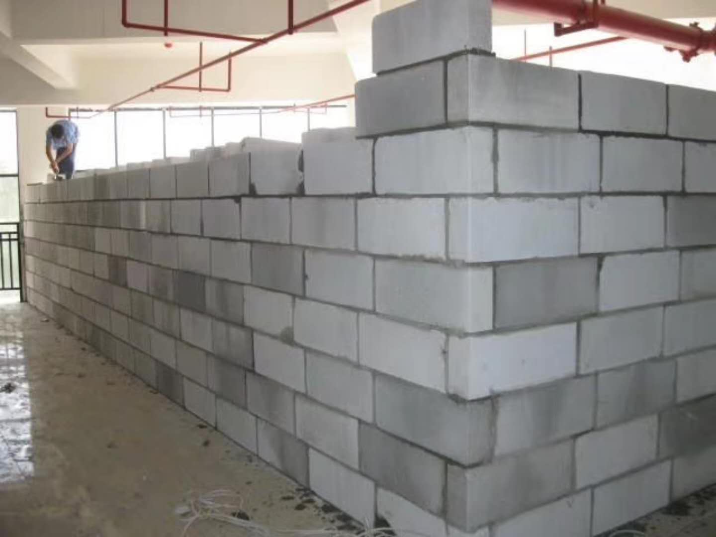 定安蒸压加气混凝土砌块承重墙静力和抗震性能的研究